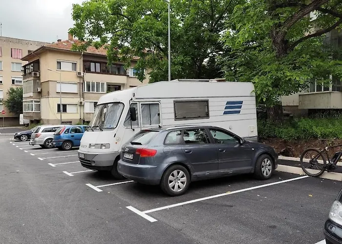 Cosy Balkan View Апартамент